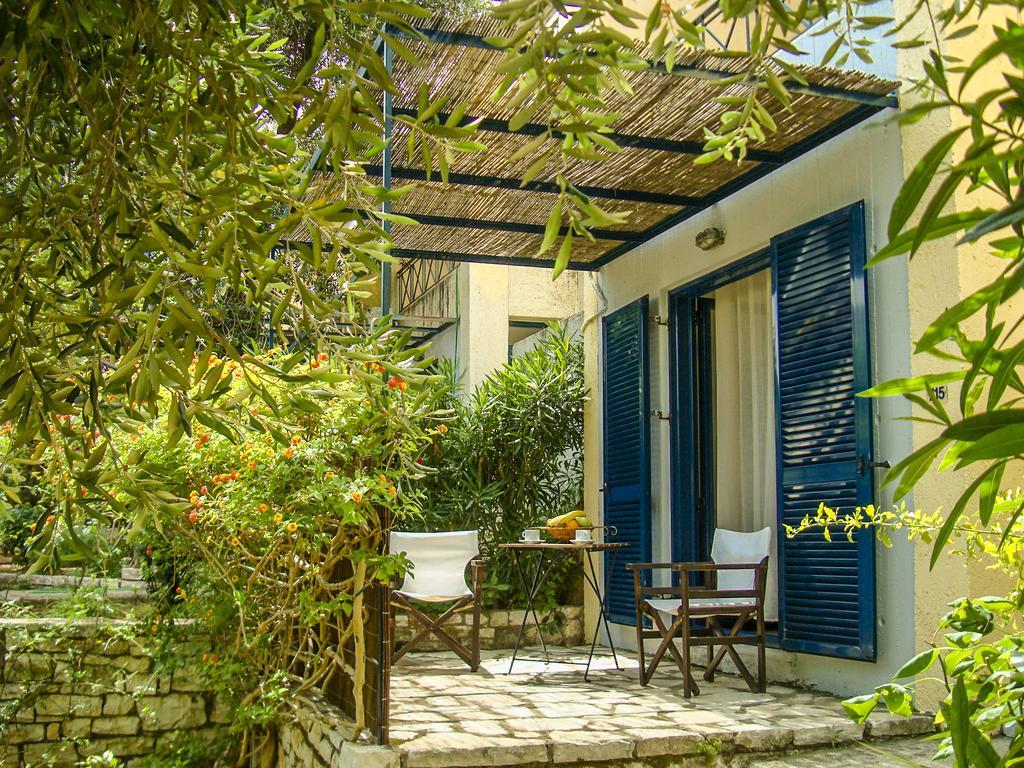 Manto On The Beach Apartments Barbati Buitenkant foto