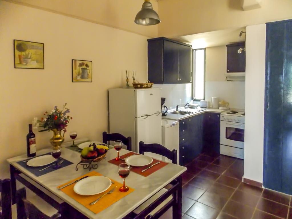 Manto On The Beach Apartments Barbati Buitenkant foto