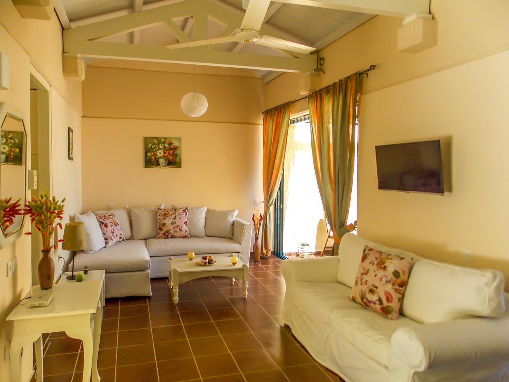 Manto On The Beach Apartments Barbati Buitenkant foto