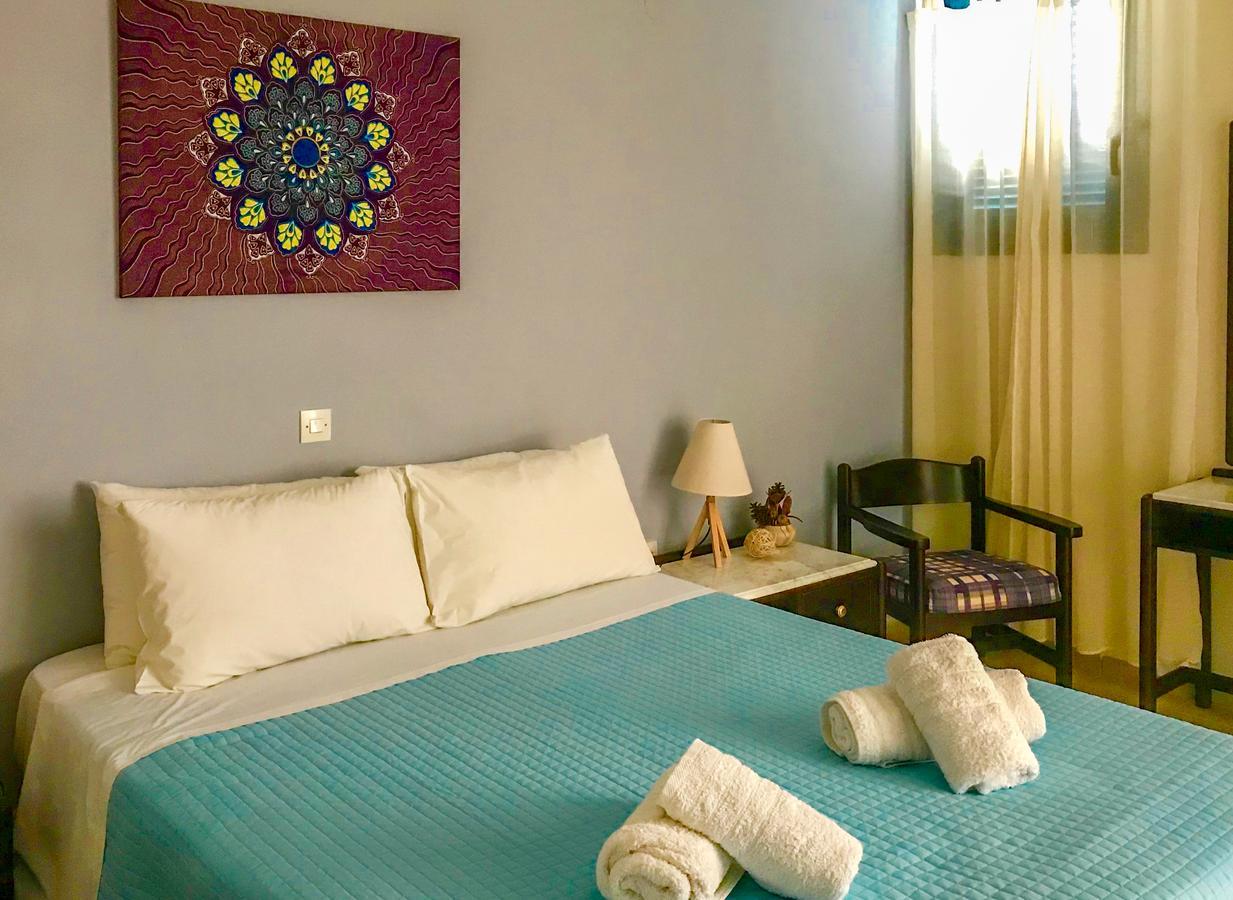 Manto On The Beach Apartments Barbati Buitenkant foto